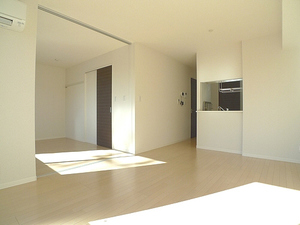 メゾンガーネット 202号-6