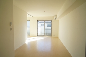 グラン　シャリオ 202号-3