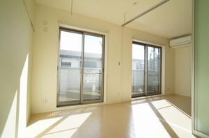 グラン　シャリオ 202号-4