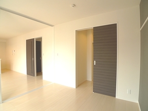 スカイブランドール 302号-5