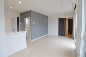 フェアリーコート弐番館 203号-2