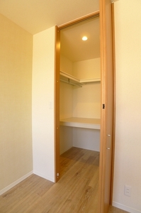 メゾンドール船戸 201号-6