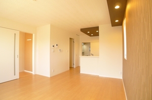 アルフラットおおたかの森弐番館 102号-2