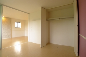 ヴェルデおおたかの森 Ⅱ番館 302号-3