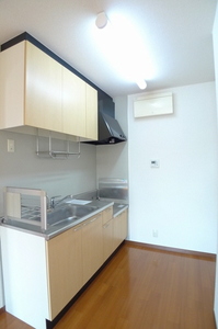 メゾン貝渕 202号-3