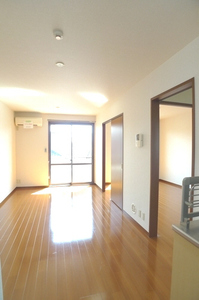 メゾン貝渕 202号-4