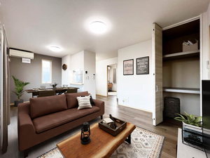 エバーブルーム 201号-2