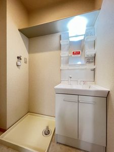 エバーブルーム 201号-8