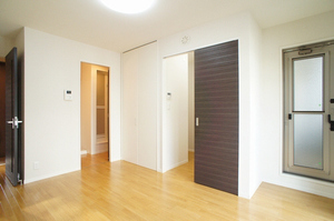 ヴィルヌーヴ 201号-4