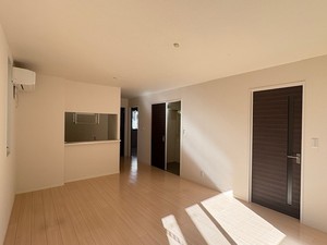 ルシェルクレール D 101号-2