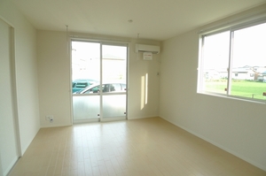 ディアス岩根 103号-3