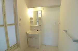 ディアス岩根 103号-9