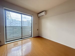 Ｂ，エトワール１８ 203号-2