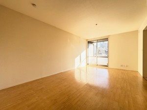 レ・クレ・ドール　アベイユ 102号-2