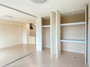 ファシナシオン 303号-6