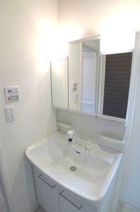 ヴィラⅡ番館 201号-9