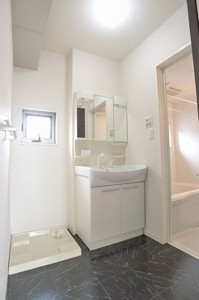 ヴィラⅡ番館 205号-7