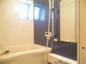 シャルム中央 202号-5