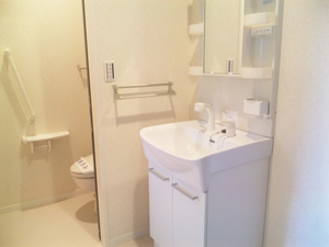 シャルム中央 202号-6