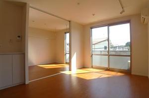 メゾン　ド　ソレーユ　Ｂ棟 201号-2