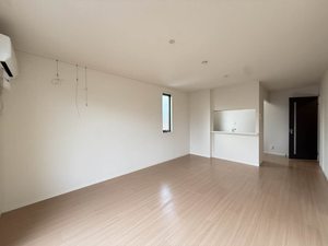 アフィシオン 203号-2