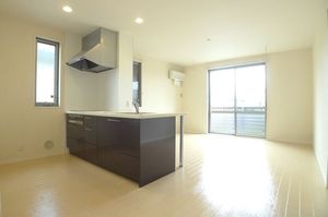 クローバー 201号-2