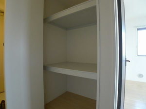 ラ　エスコンディダ 202号-10