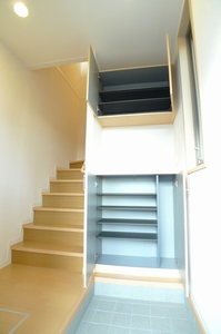 ヴィラーチェ 202号-11