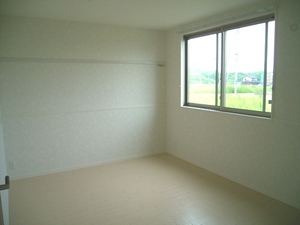 サンライズウロコ 203号-4