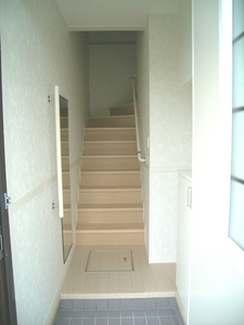 サンライズウロコ 203号-11