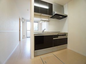 メゾン・フローラ 202号-3