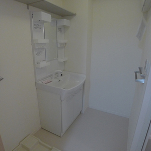 ＣＲＯＷＮ　ＨＩＬＬ　Ｂ 102号-5