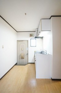 貝柄ハイツ 101号-5