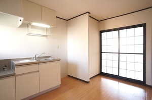 コーポ・パール 201号-2