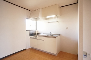 コーポ・パール 201号-3