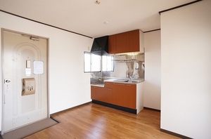 コーポ上の台 203号-3