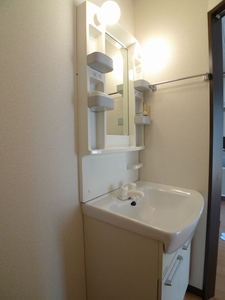 コーポフォルクス 105号-3