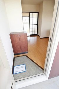 ファミール花井 203号-11