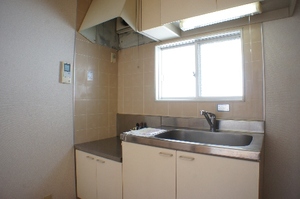 メゾン国府台 203号-5