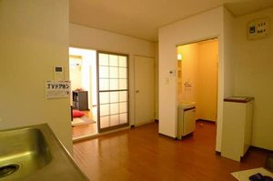 メゾンイースト初石 203号-5