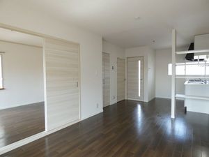 メゾンクレール 203号-2