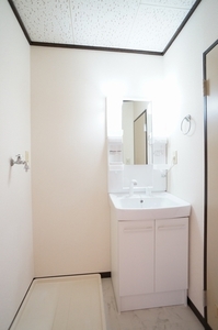 サンコ－ト五番館 202号-6