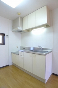 ハイツ・アザレア 201号-5