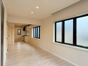 ツィンメゾンB館 202号-2