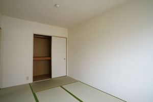 グリ-ンハイツ 206号-4