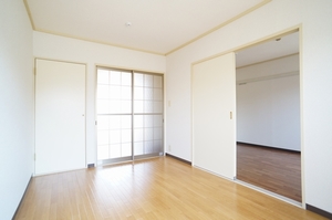 シャラハイツ 203号-2