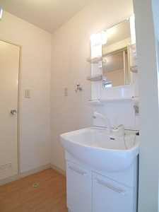 サンコーポ六高台 201号-5