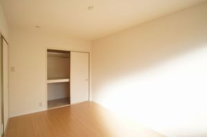 メゾン・ド・コルザ 201号-5