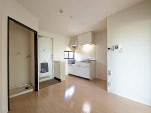 コスモコーポ黒砂 203号-4