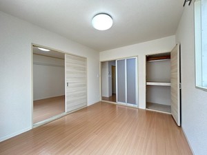 アベニュ-坂田B 101号-2
